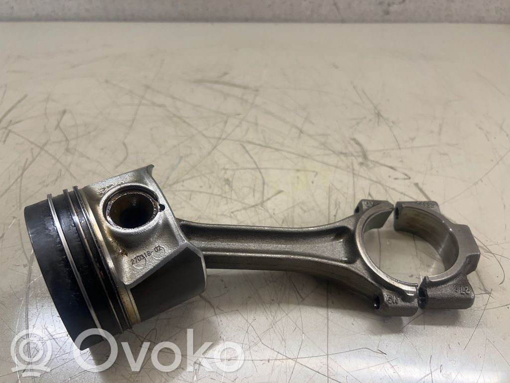 Seat Leon (5F) Pistón con biela 