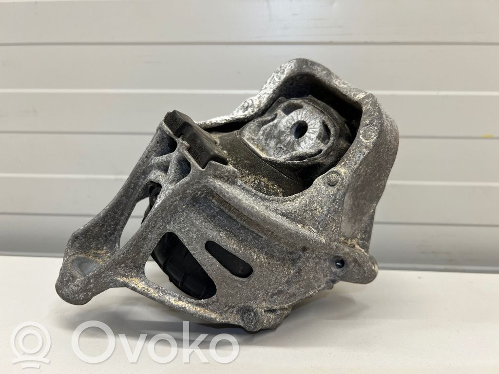 Audi Q7 4M Suport tampon motor 