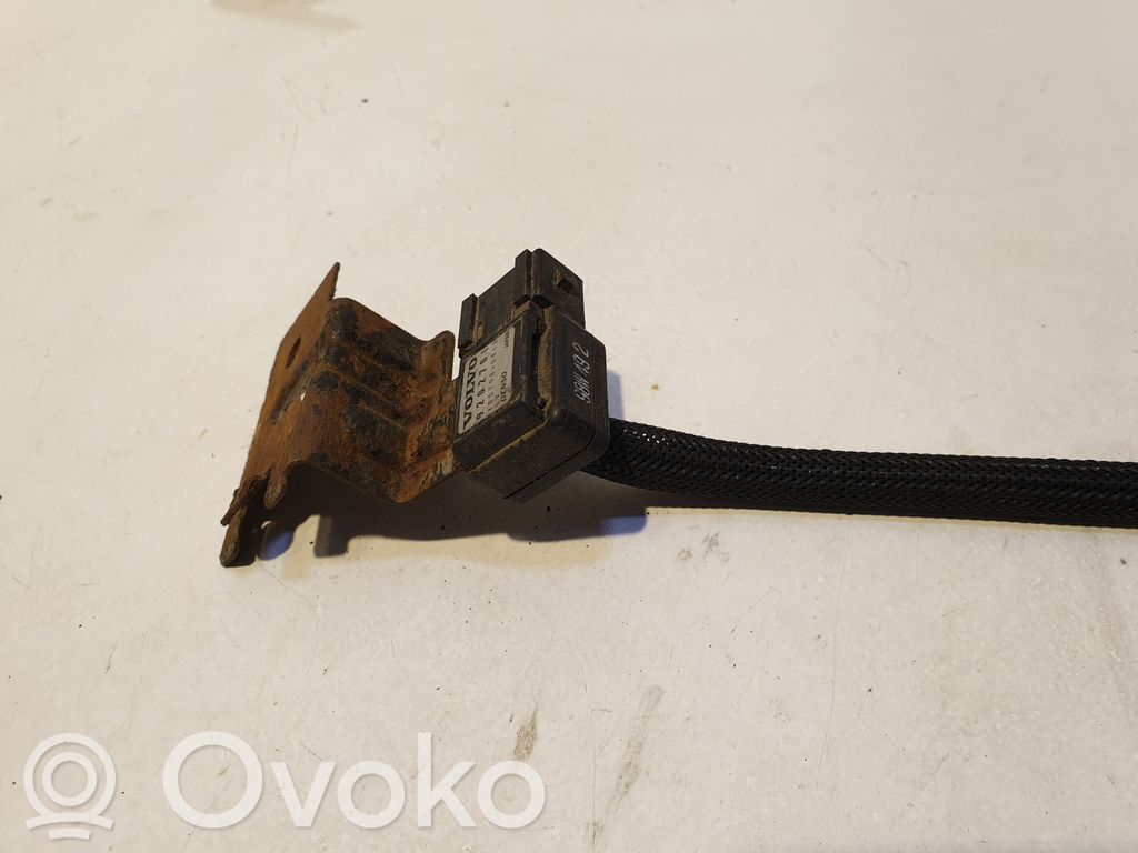 Volvo S80 Airbagsensor Crashsensor Drucksensor 