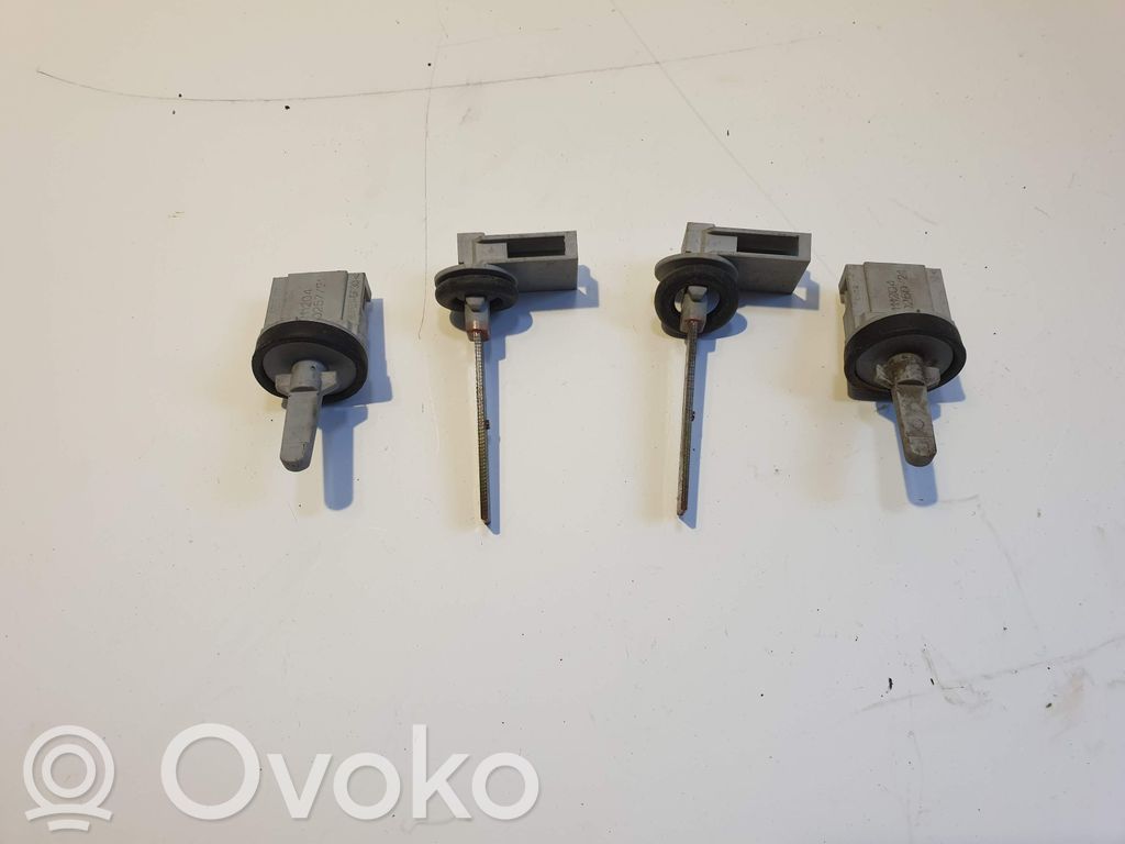 Volkswagen Touran I Sensor de temperatura interna/externa 