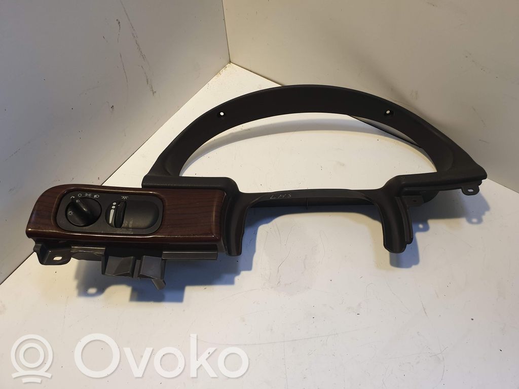 Dashboard trim   3320030,987539