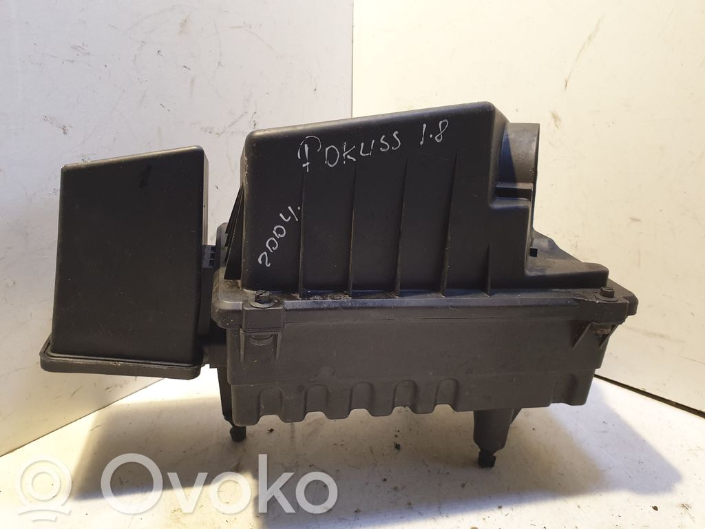Ford Focus Air filter box 