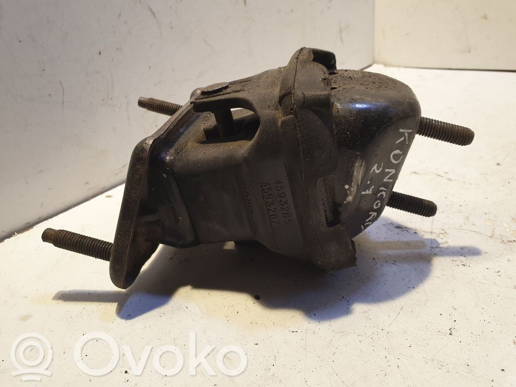 Chrysler Concorde Engine mount bracket 