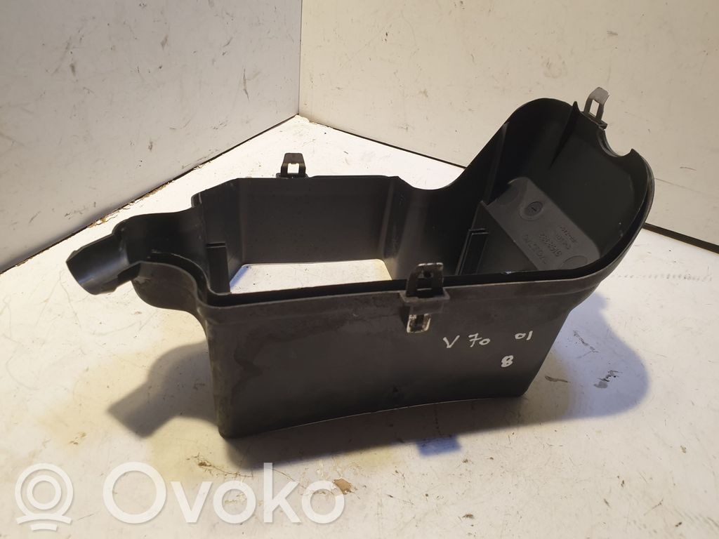 Volvo V70 Pokrywa skrzynki bezpieczników 