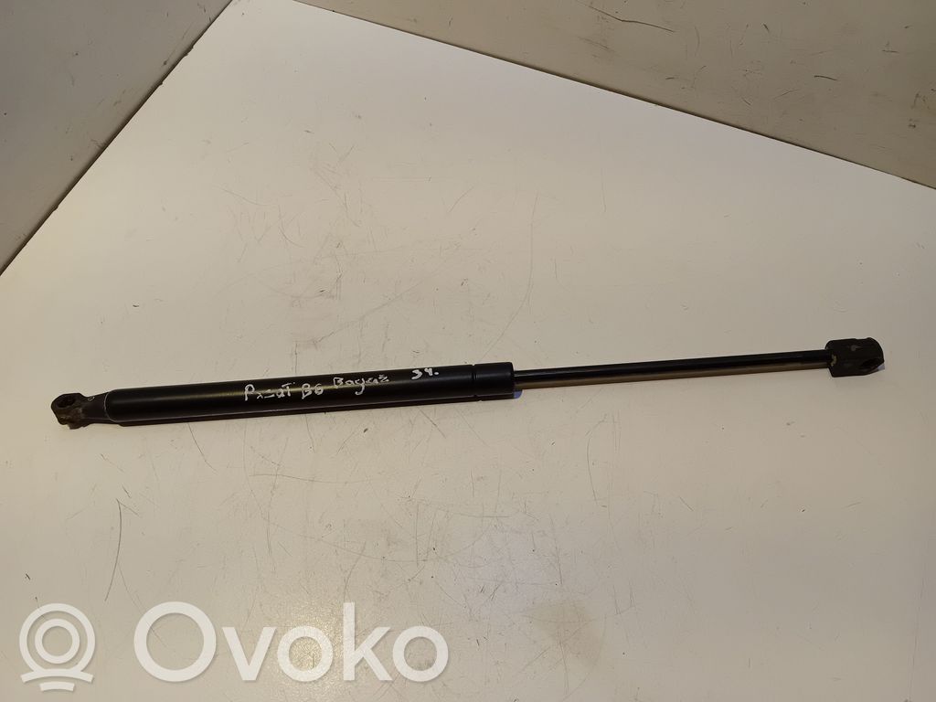 Volkswagen PASSAT B6 Amortyzator klapy tylnej bagażnika 