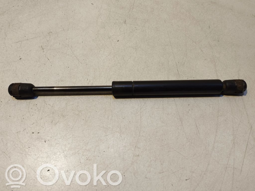 Volkswagen Bora Amortyzator klapy tylnej bagażnika 