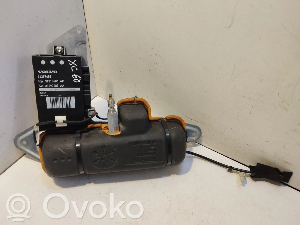 Volvo XC60 Tailgate hydraulic set 