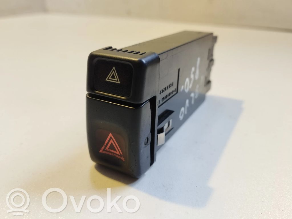 Volvo 850 Hazard light switch 
