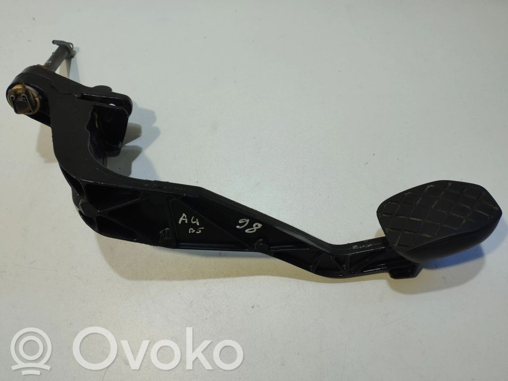 Audi A4 S4 B5 8D Kytkinpoljin 
