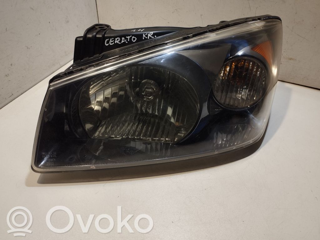 KIA Cerato Scheinwerfer 