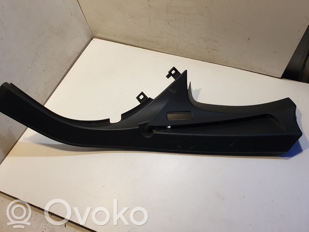 BMW 5 E60 E61 Bagažinės užuolaidos (štorkės) laikiklis 