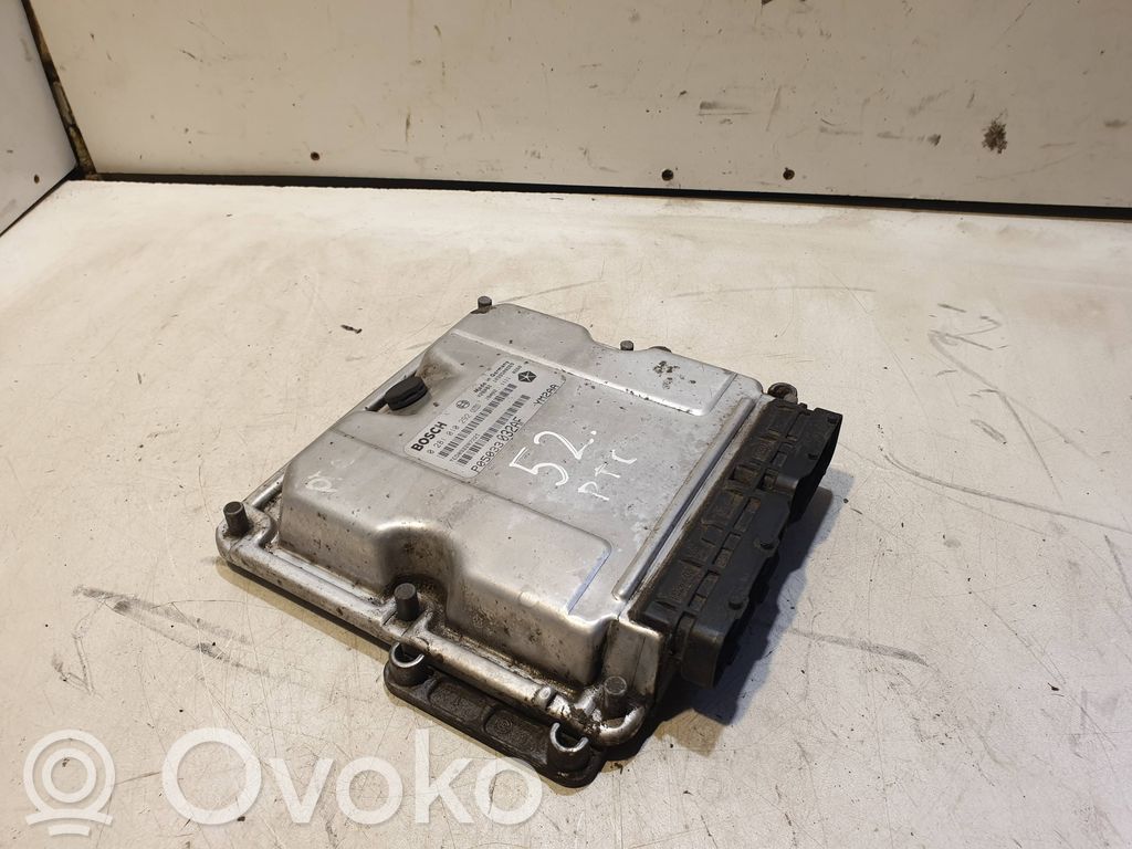 Engine control unit/module   P05033032AF,0281010292