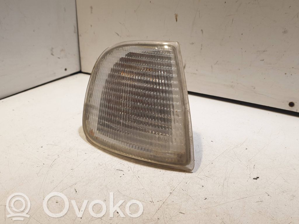 Volkswagen Caddy Front indicator light 
