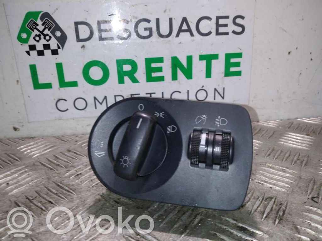 Interruptor de luz   8P1941531A