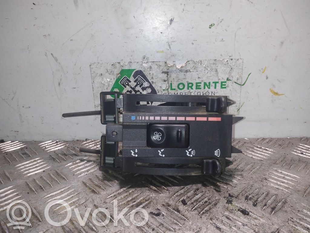 Climate control unit   653364T