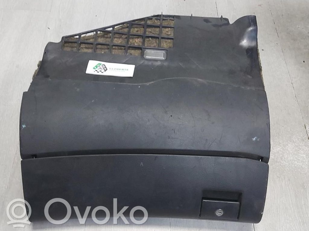 Audi A4 S4 B5 8D Handschuhfach 