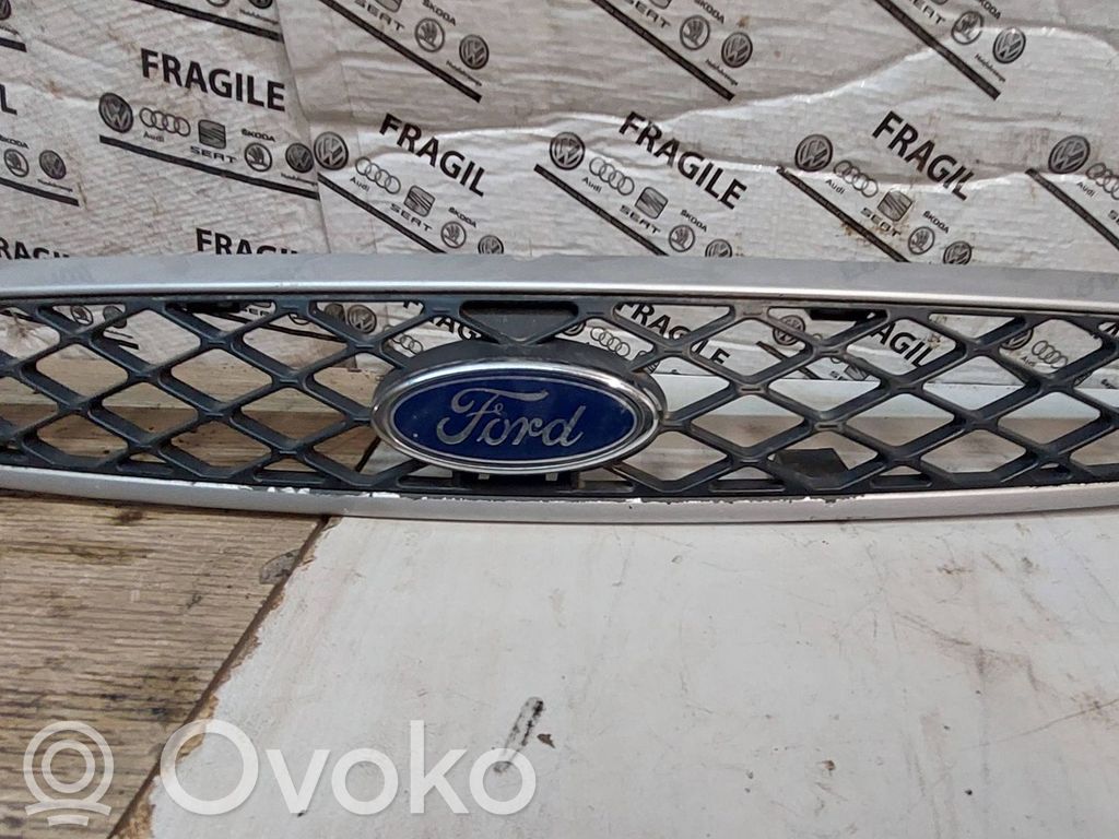 Ford Focus Front grill 