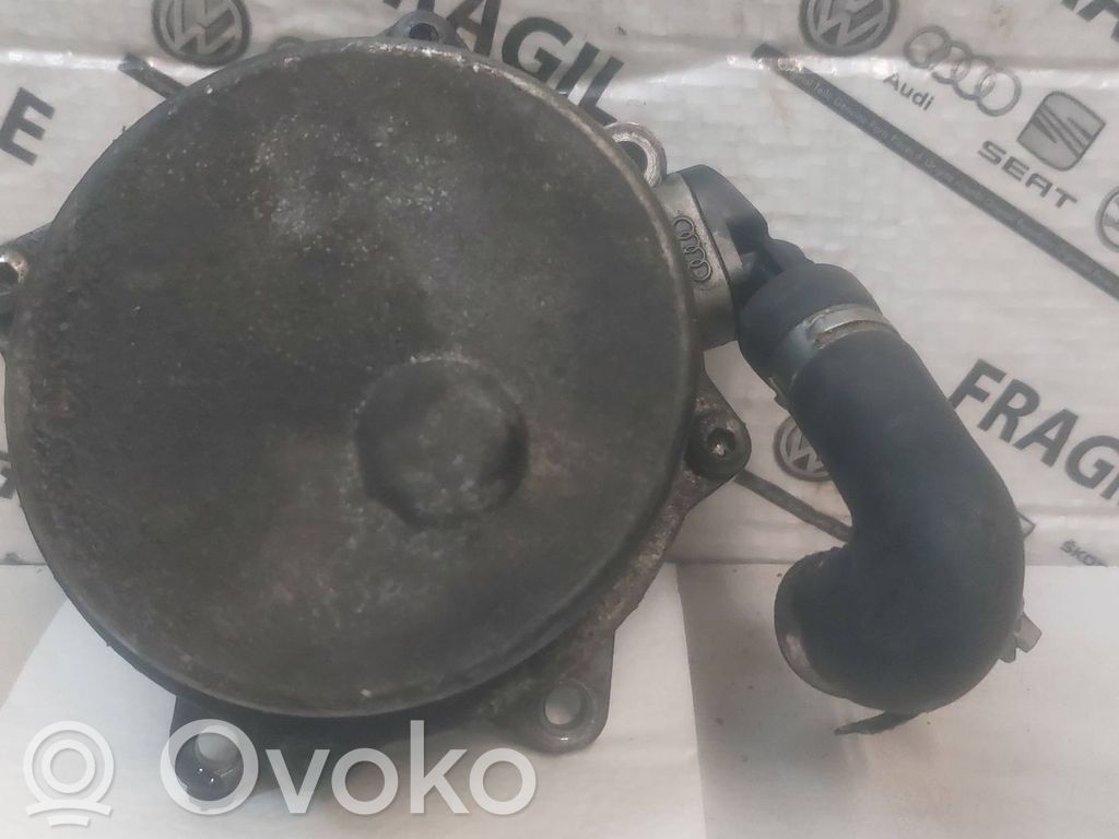 Audi A6 S6 C5 4B Bomba de vacío 