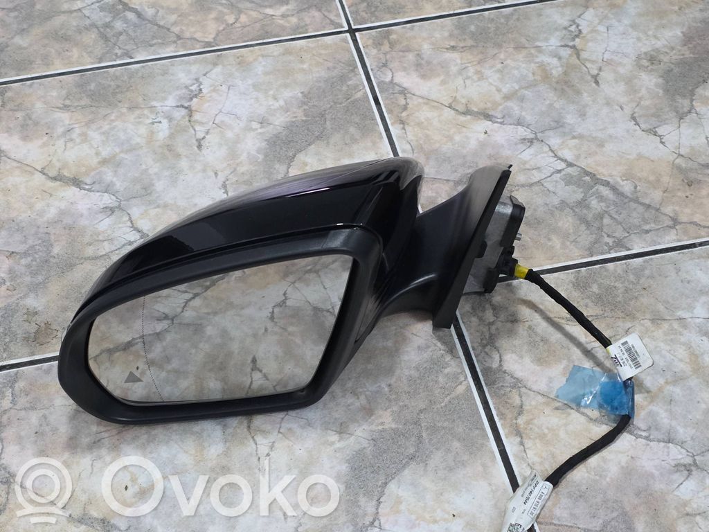 Mercedes-Benz EQB Espejo lateral eléctrico de la puerta delantera 