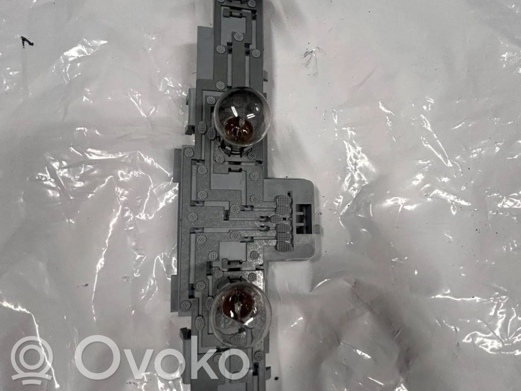 Opel Zafira B Wkład lampy tylnej 
