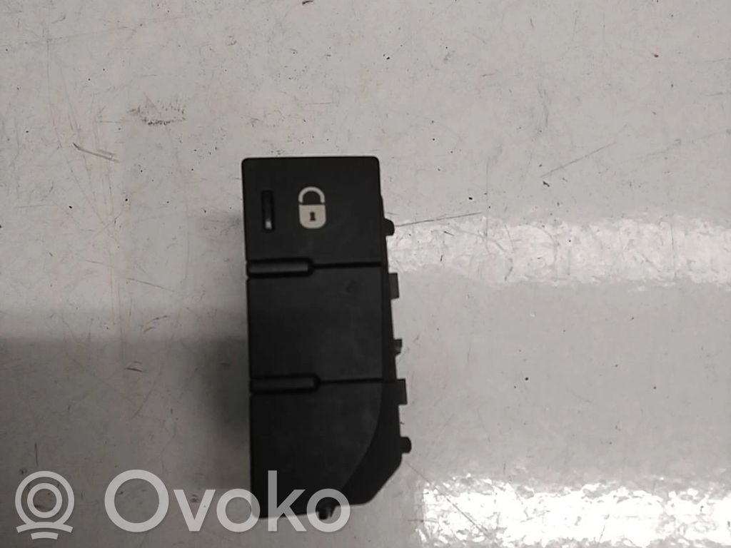 Citroen C5 Central locking switch button 