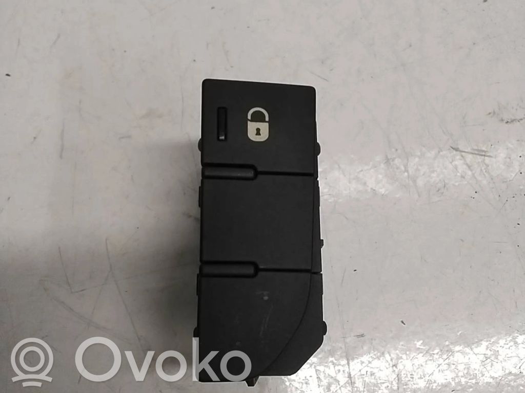 Citroen C5 Central locking switch button 