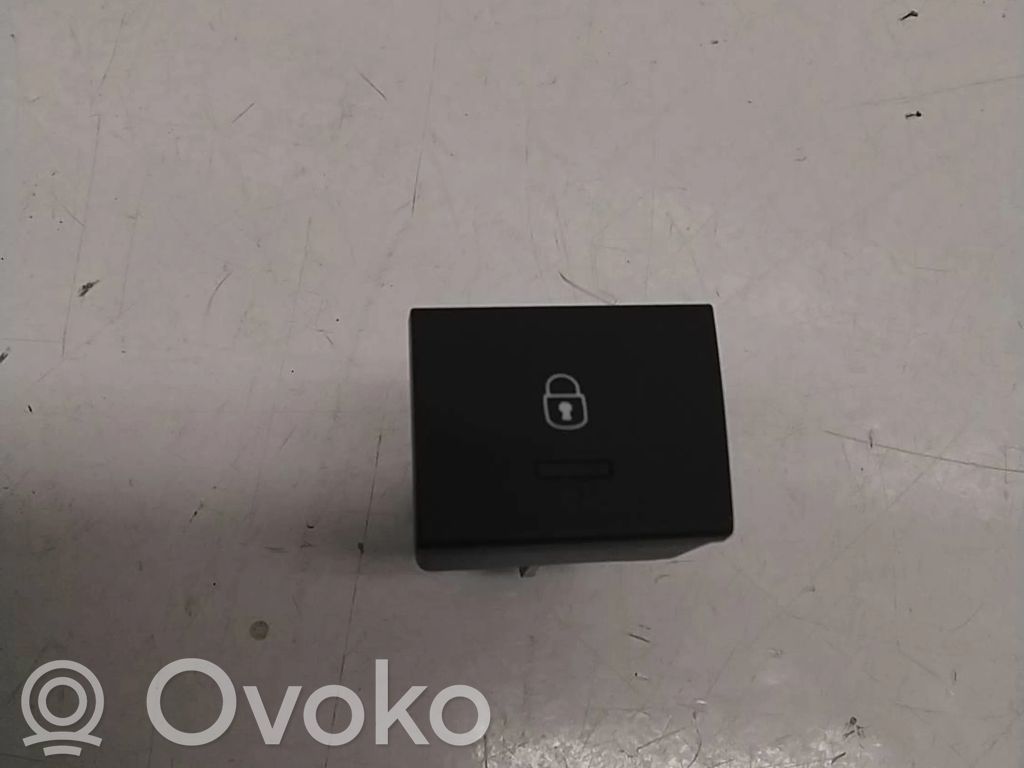 Peugeot 508 Central locking switch button 