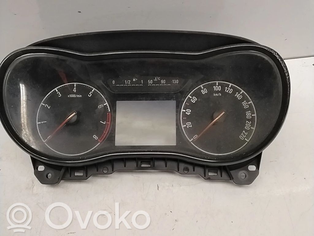Opel Corsa E Spidometrs (instrumentu panelī) 