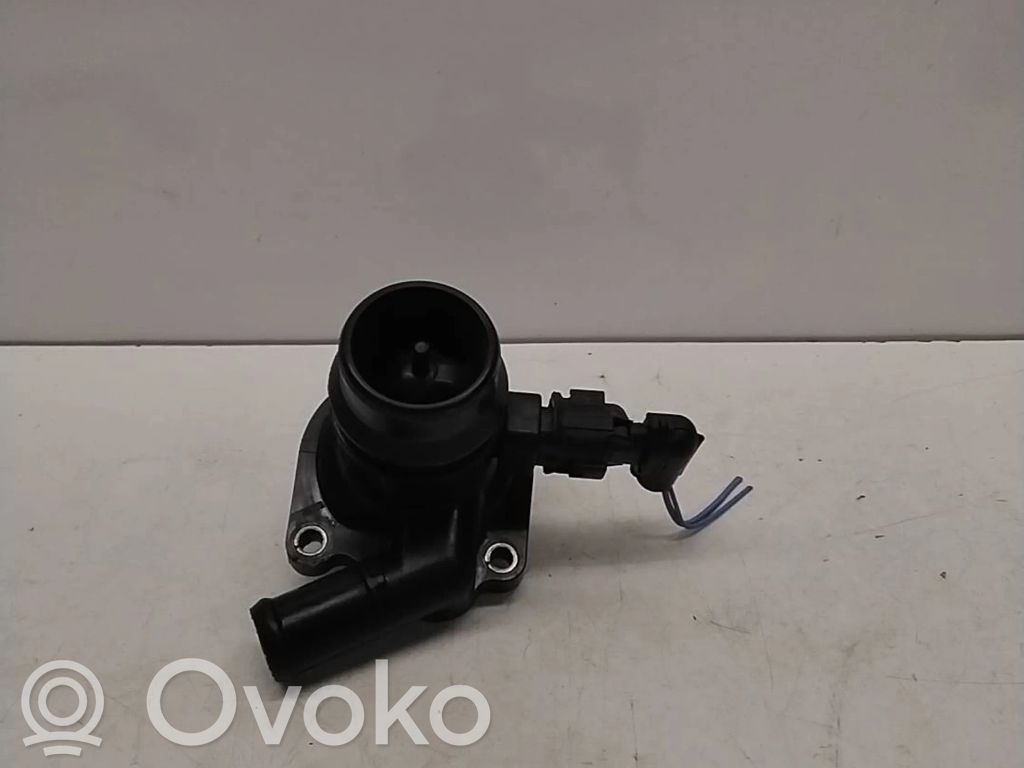 Opel Corsa E Termostaatin kotelo 
