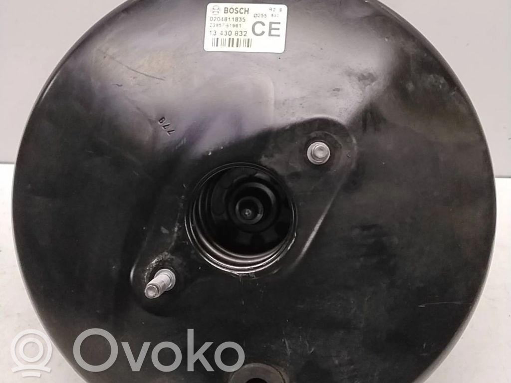 Opel Corsa E Jarrutehostin 
