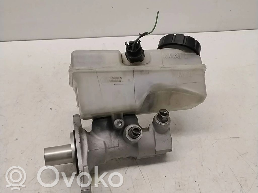 Renault Clio IV Master brake cylinder 