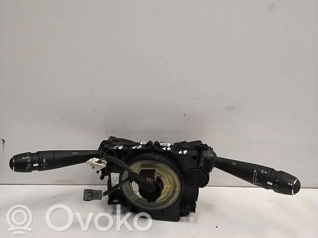 Citroen C4 II Wiper turn signal indicator stalk/switch 