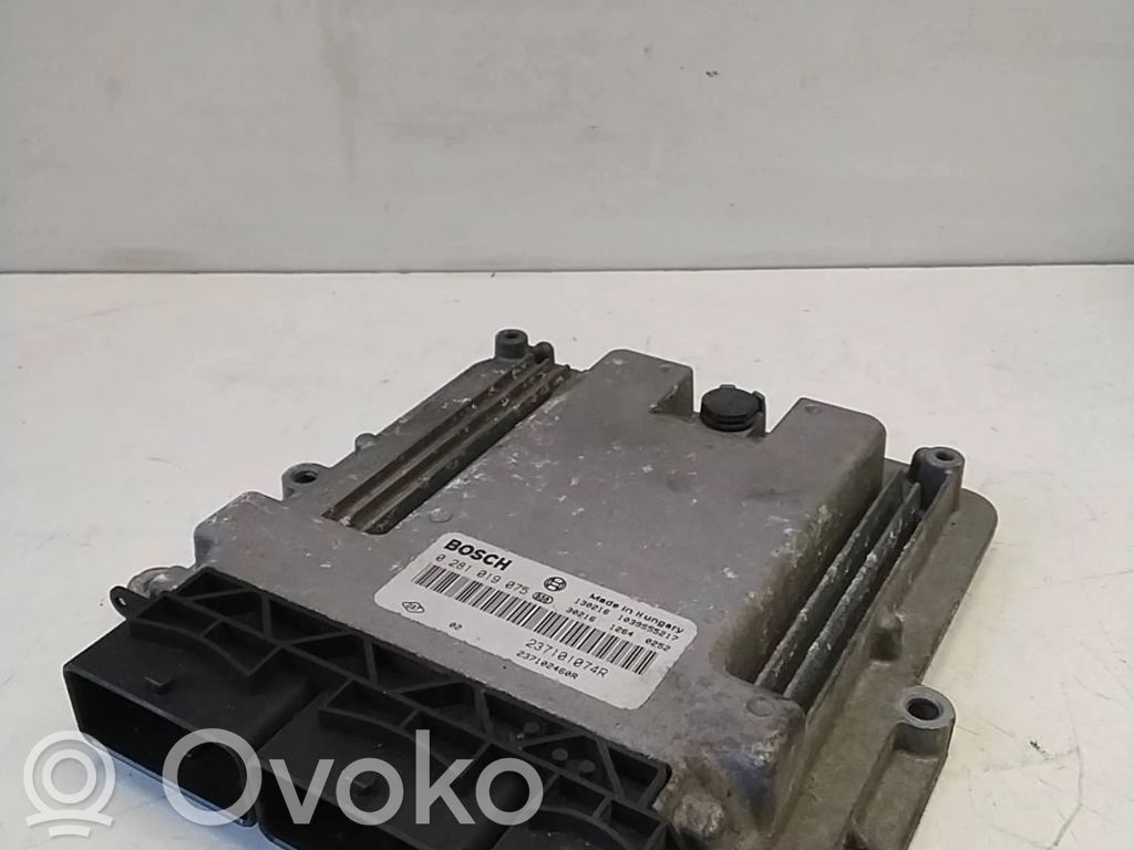 Renault Megane III Engine control unit/module 