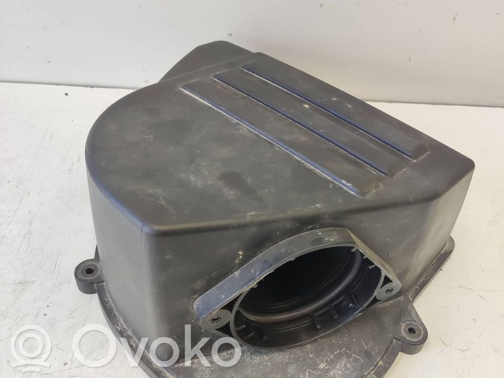 Audi A1 Air filter box 
