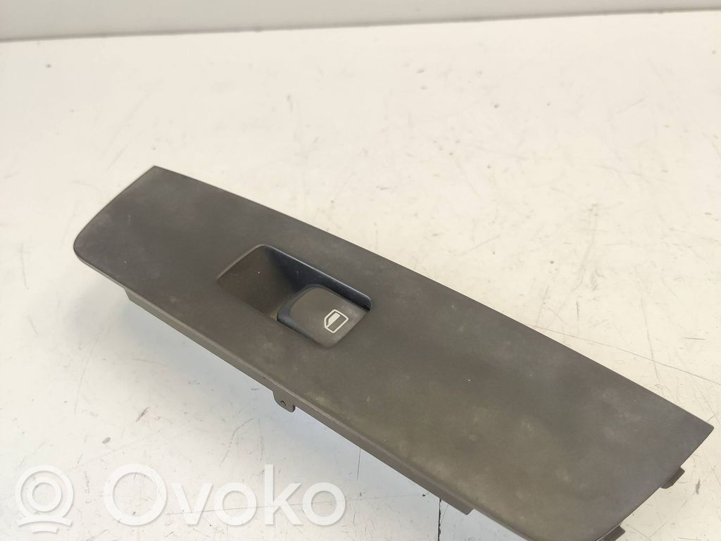 Audi A1 Electric window control switch 