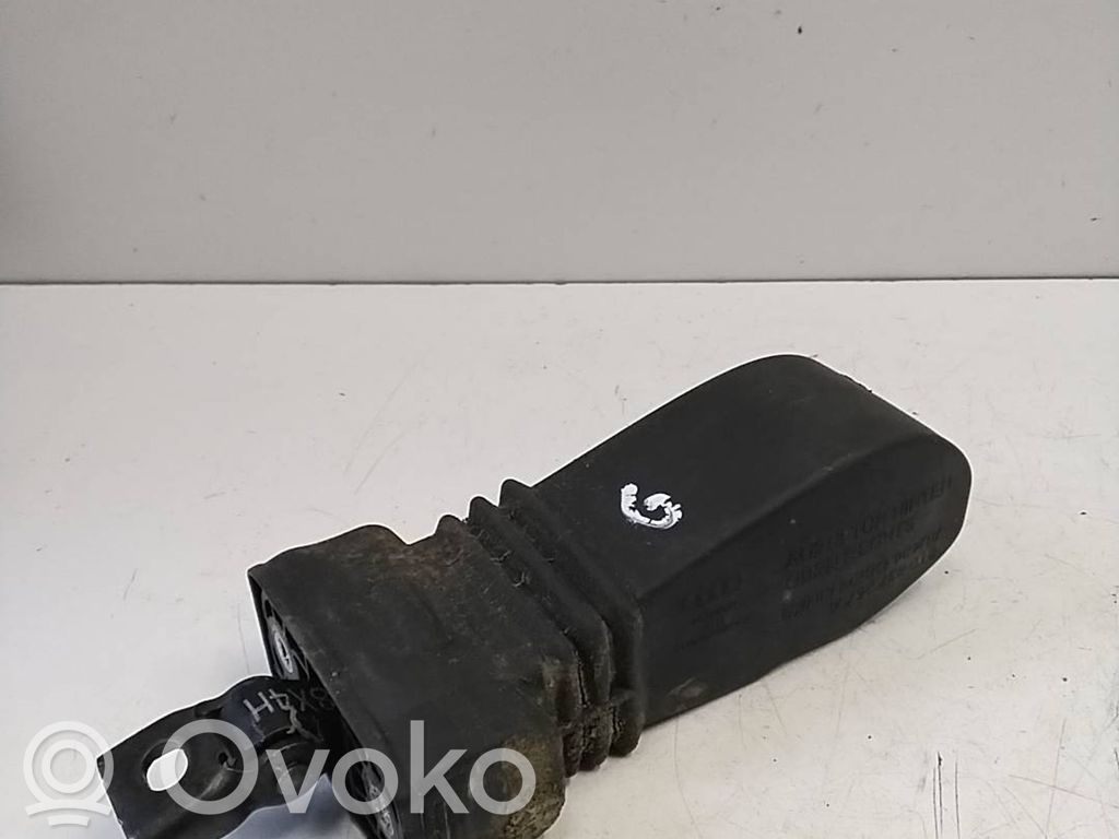 Audi A1 Takaoven pidätin 