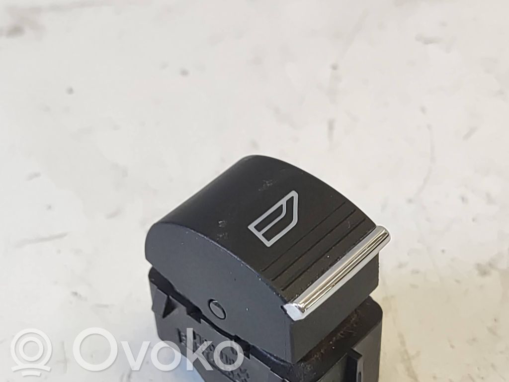 Ford Focus Electric window control switch 