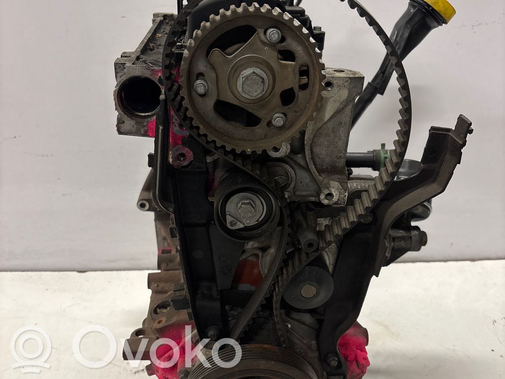 Nissan Juke I F15 Двигатель 