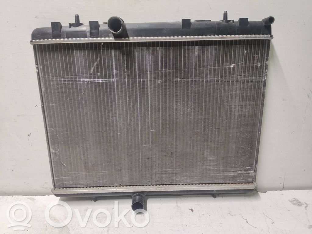 Citroen C4 II Dzesēšanas šķidruma radiators 