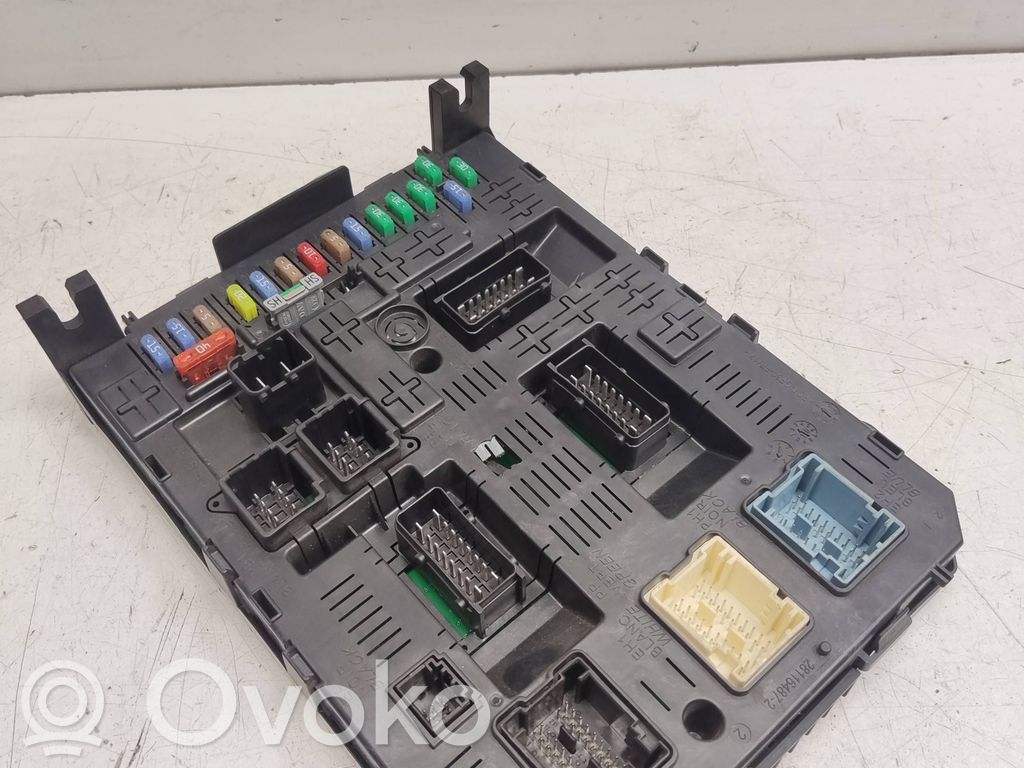 Citroen C6 Fuse module 