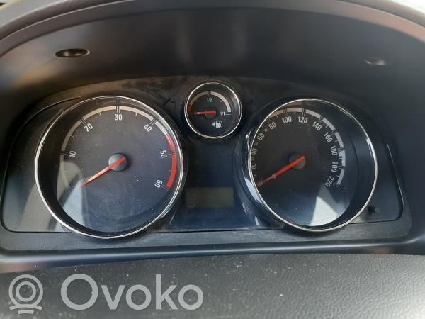 Speedometer (instrument cluster)   W0LLA63F670140656