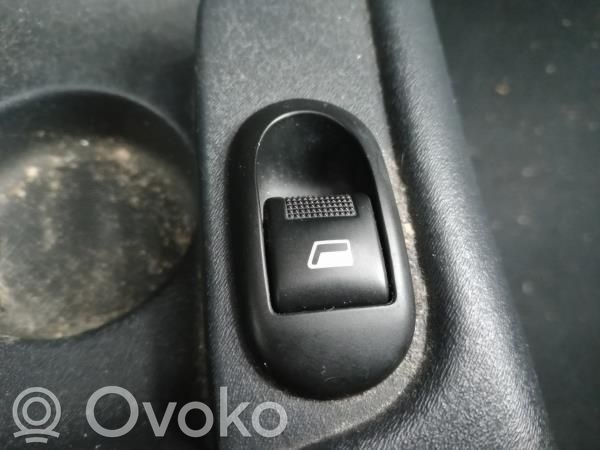 Citroen C3 Sähkötoimisen ikkunan ohjauskytkin 