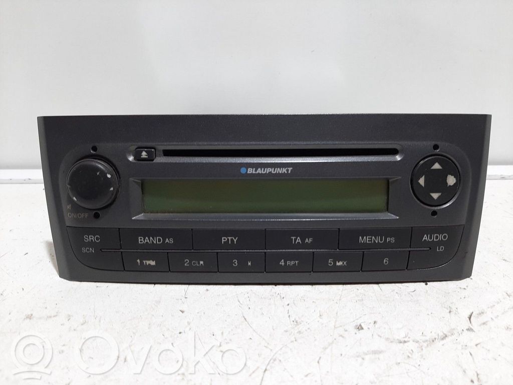 Fiat Grande Punto Panel / Radioodtwarzacz CD/DVD/GPS 