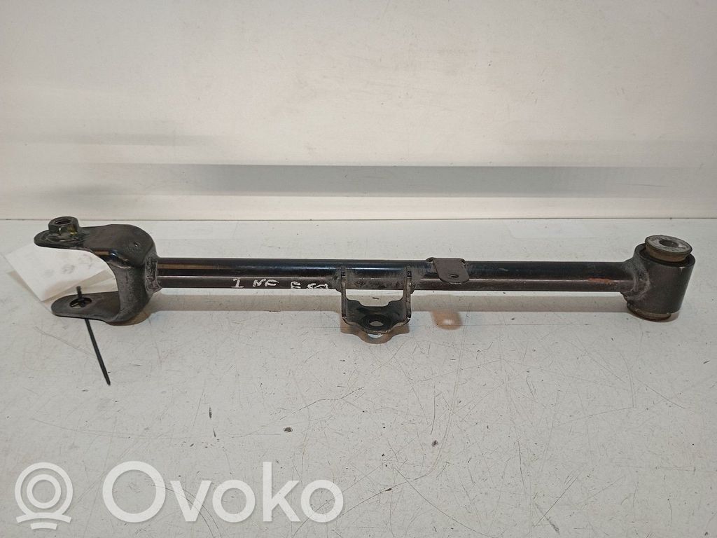 Rear control arm