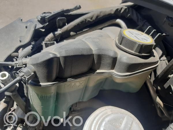 Volvo V60 Dzesēšanas šķidruma izplešanās tvertne 