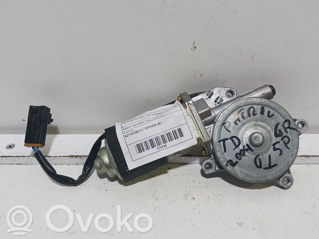 Nissan Patrol Y61 Motor macara geam ușă spate 