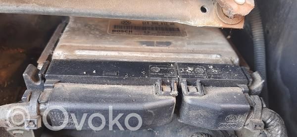 Engine control unit/module   6K0906032AH,0261207233