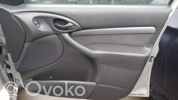 Ford Focus Front window lifting mechanism without motor 
