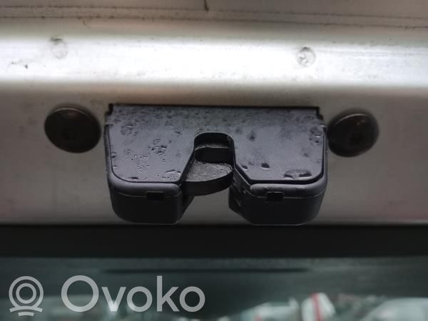 Citroen C3 Takaluukun ulkopuolinen lukko 