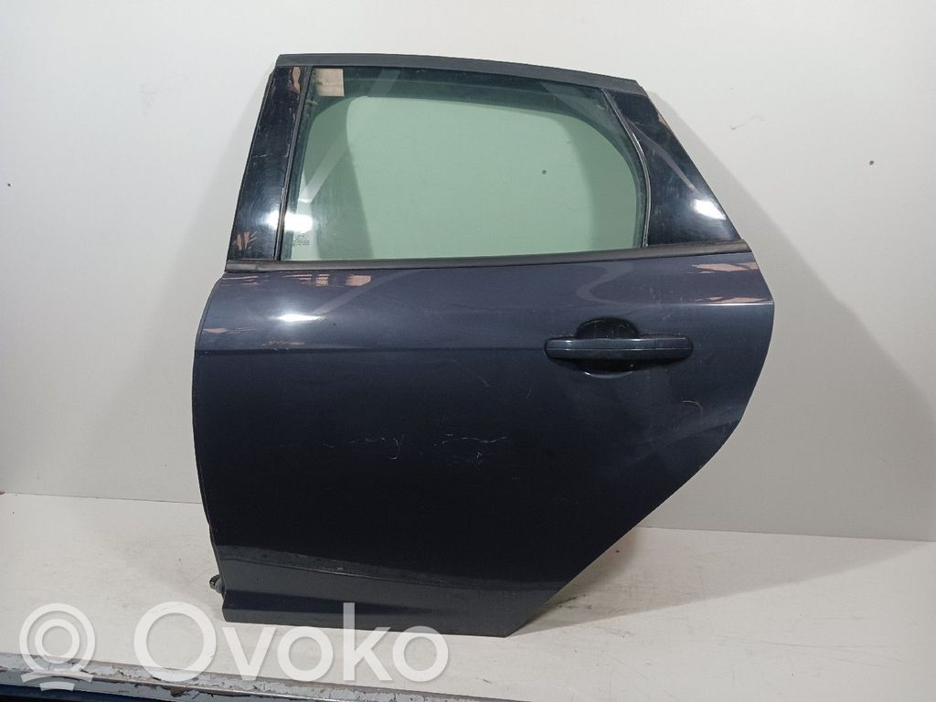 Rear door   CINZA